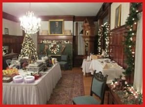 Mistletoe Magic Dinner table decorated in Victorian style for the Christmas Holiday.